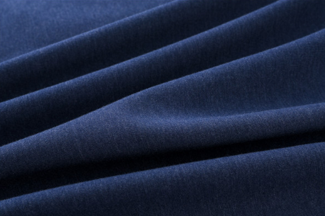 Sleek Hooded Sweatshirt with Pouch Pocket