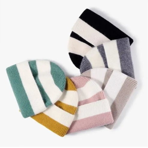 מאָדע-וואָלן-הוט-1